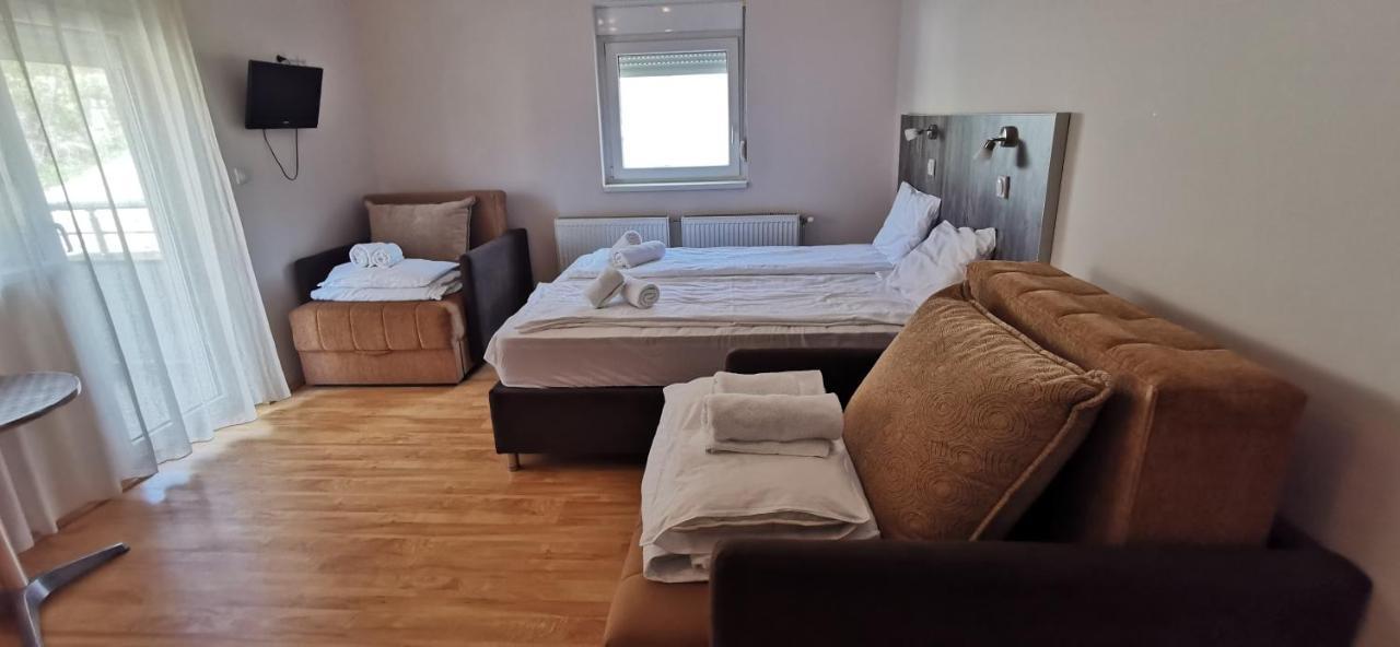 Apartments Milsa Lux Сокобаня Екстер'єр фото